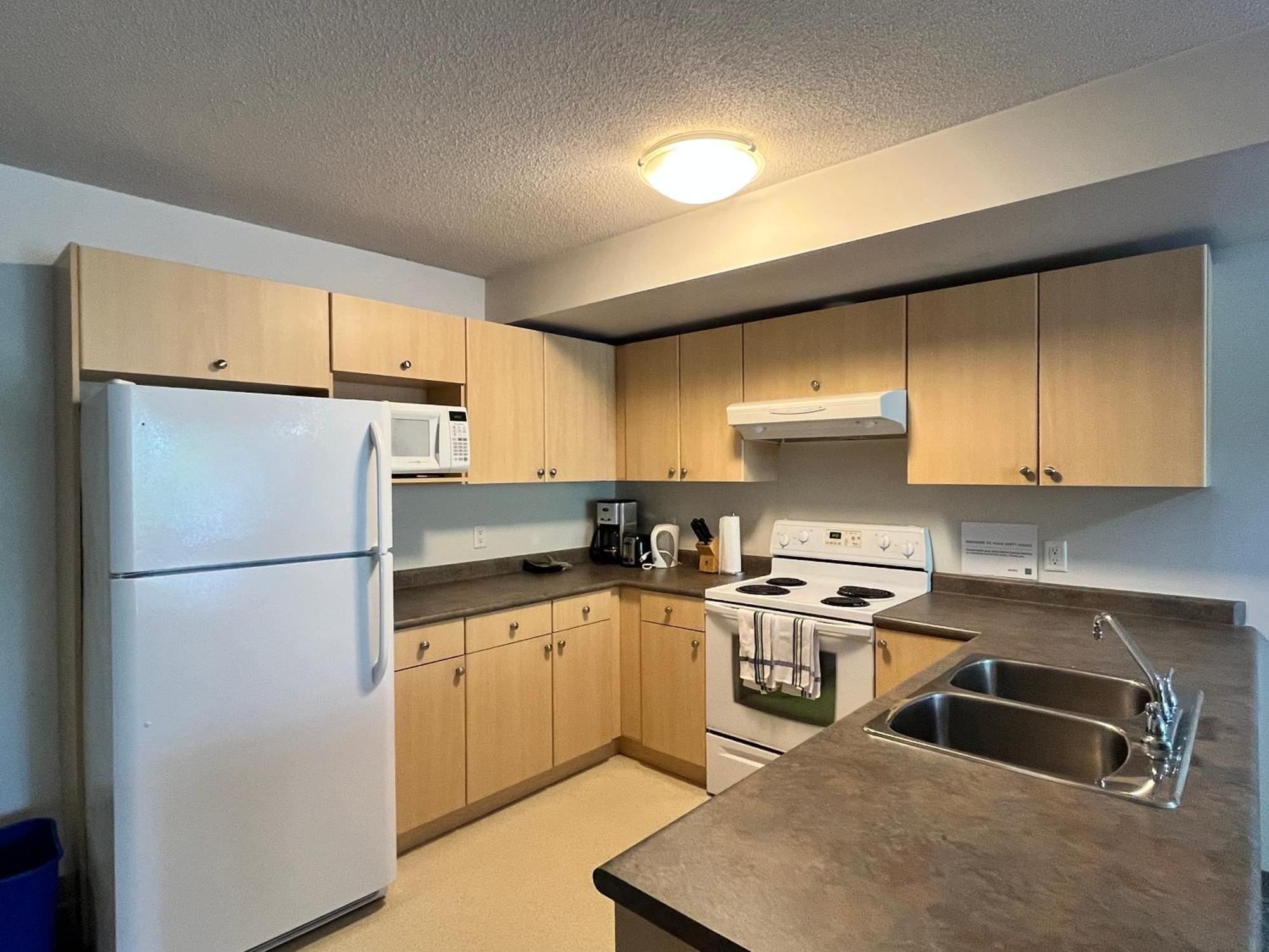 Carey Centre On Ubc Campus Apartment Vancouver Exterior photo